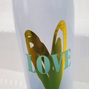 Tri-Coastal design metal water Bottle  beautiful colors 16 oz. New. (T1)